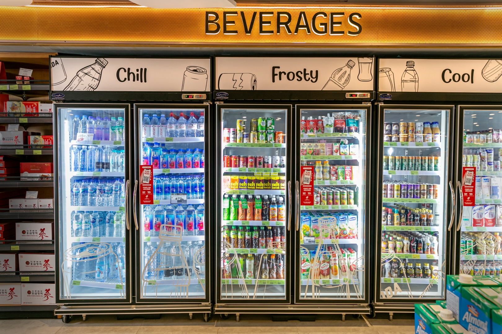Supermarket Display Showcase